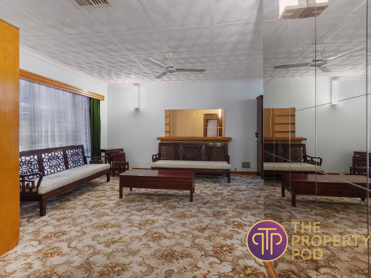 50 Howes Crescent, Dianella