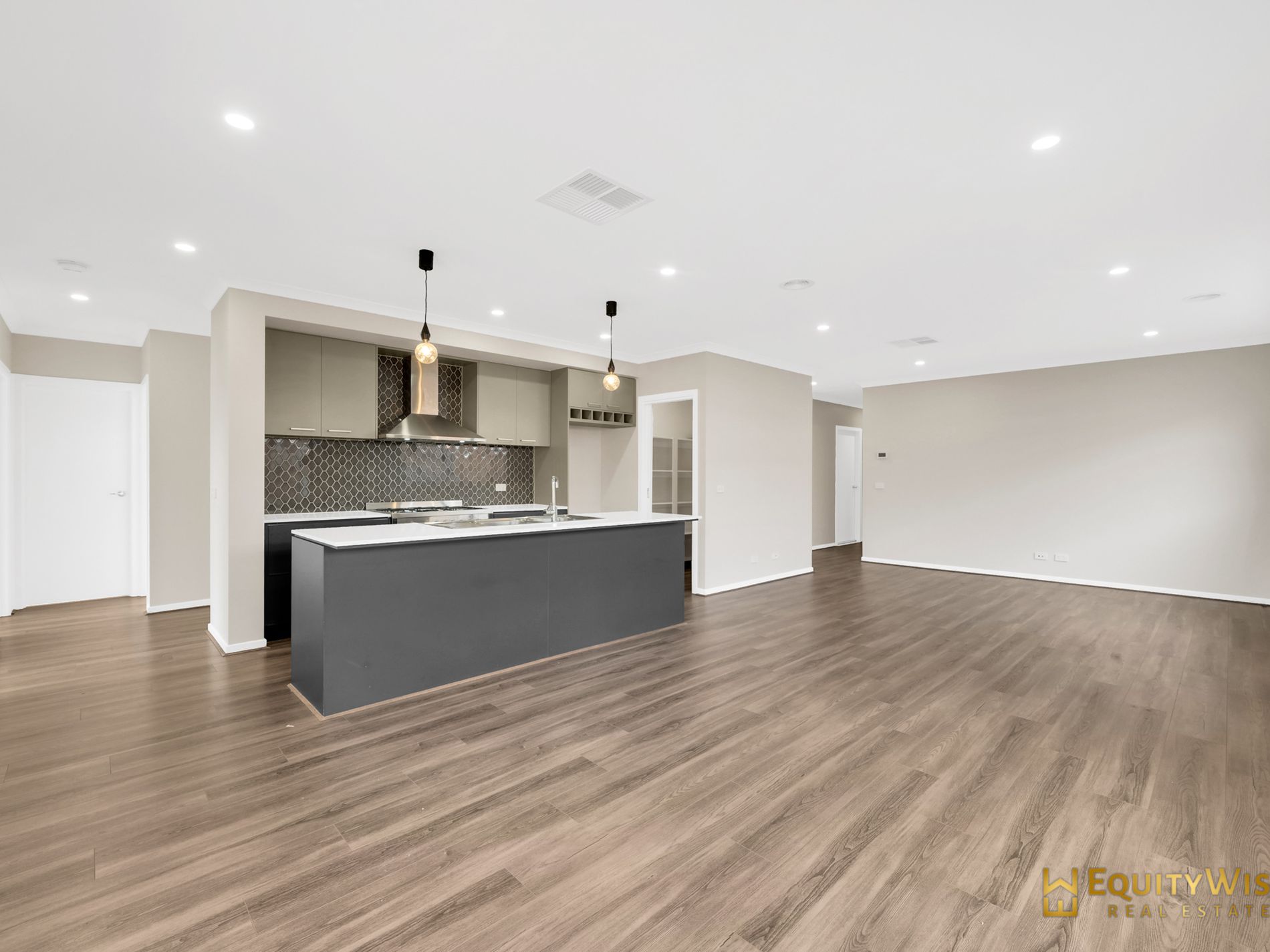 9 Lydney Street, Wyndham Vale