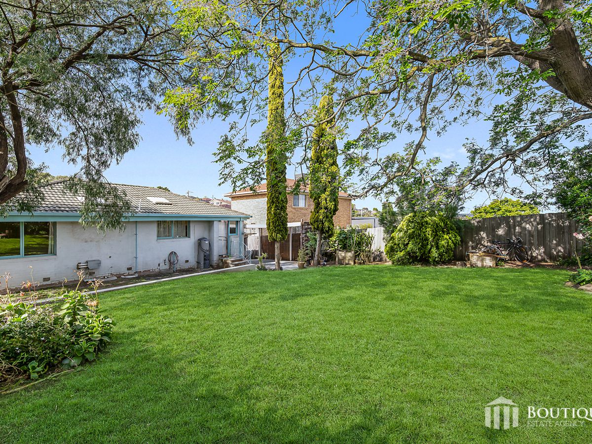10 Lipton Drive, Dandenong North