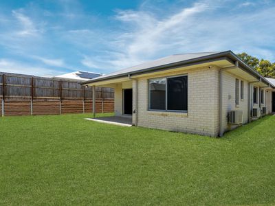 33 Prion Crescent, Bellbird Park