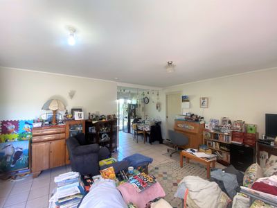 6 Casius Street, Woodridge