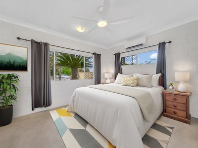 5 Pearl Close, Bayview Heights