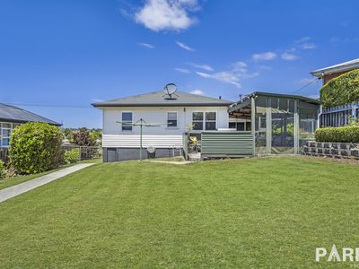 4 Lockhart Street, Youngtown