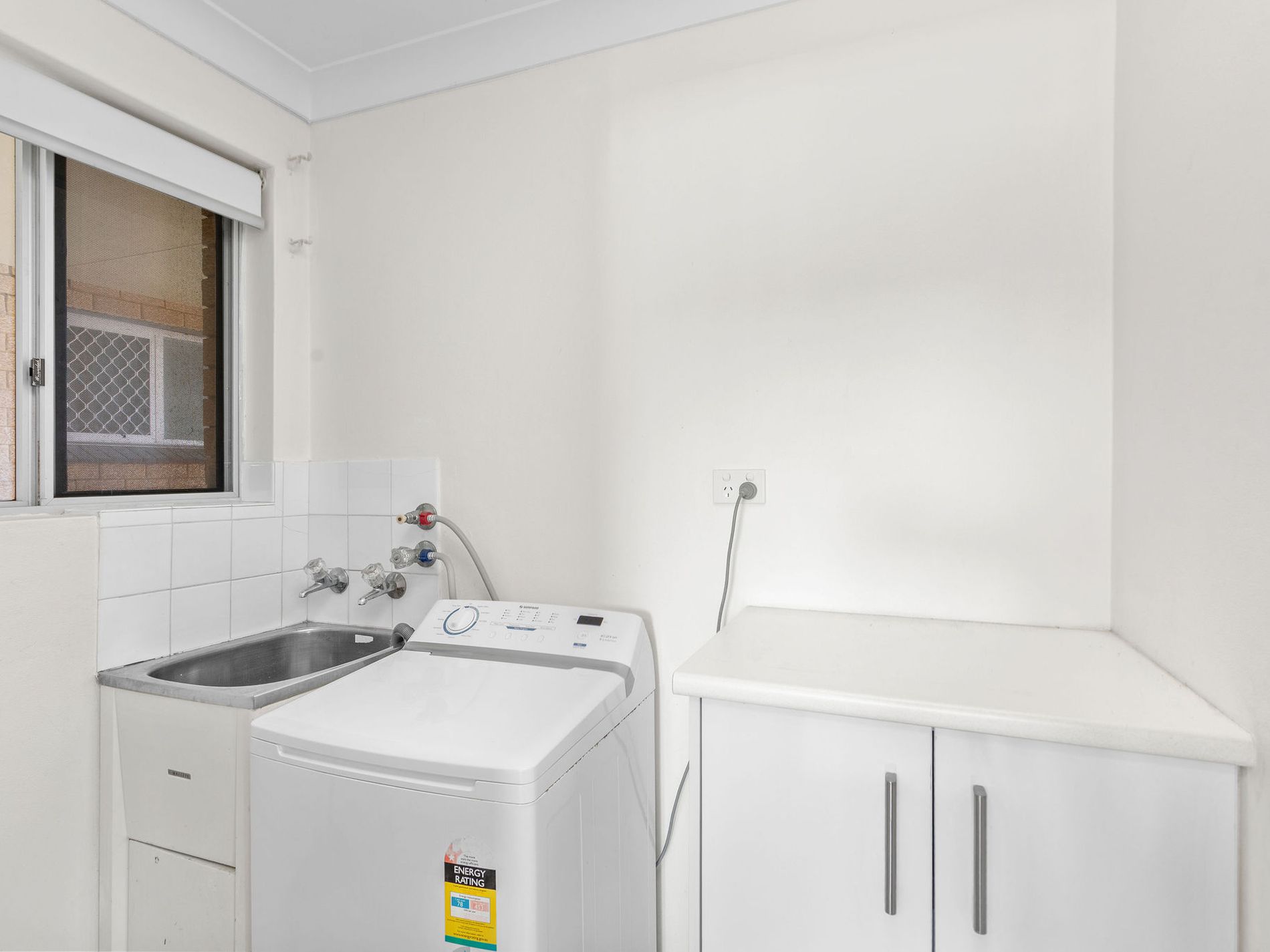 8 / 50-52 Little Street, Forster