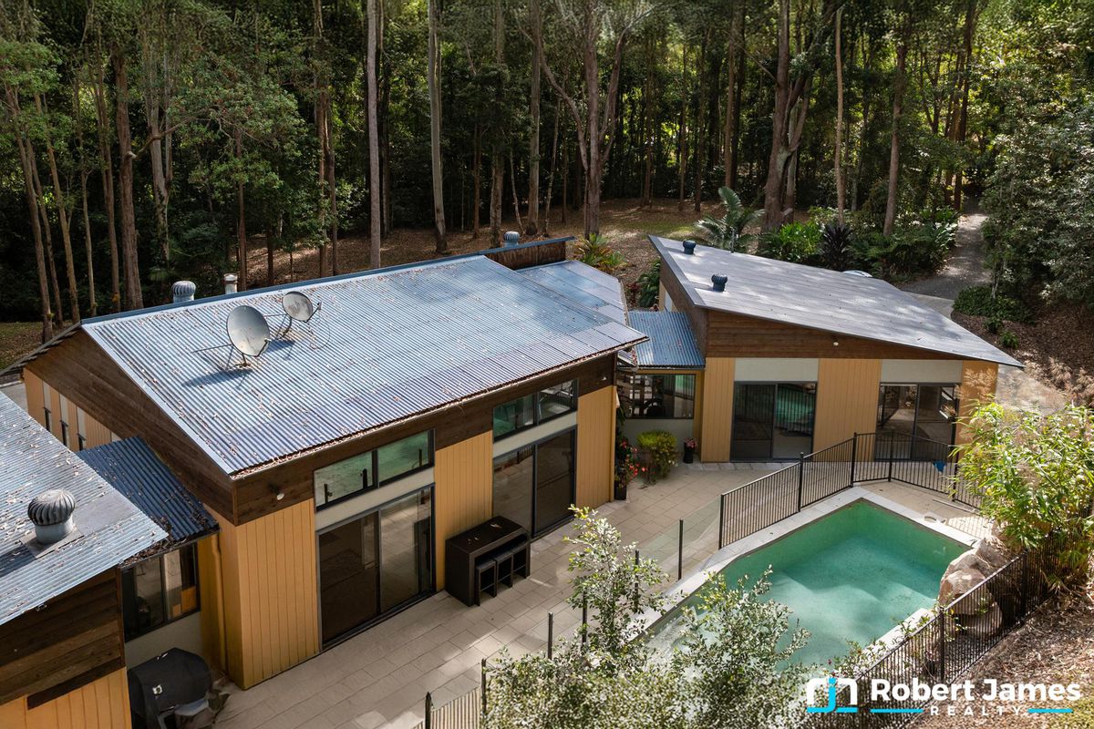 17 Cocos Court, Doonan