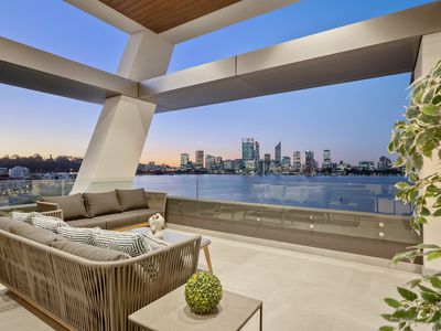 802 / 39 Mends Street, South Perth