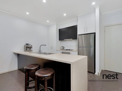 Room 1 / 67B West Street, Brompton