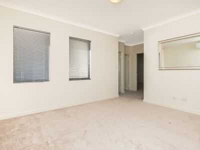 24 Waddell Road, Palmyra