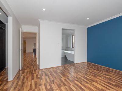13 Hyacinth Drive, Piara Waters