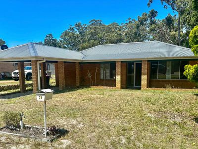 33 Kenneth Parade, Lemon Tree Passage