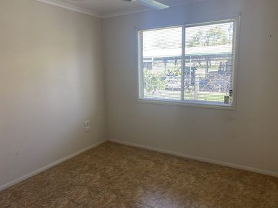 18 Main Street, Hivesville