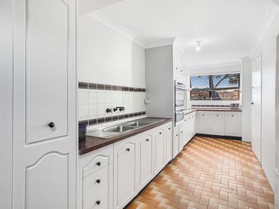 5 / 2 Blackbutt Way, Barrack Heights