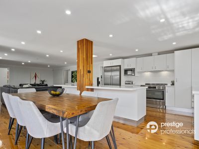 7 Gal Crescent, Moorebank