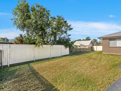 22 & 22a Throsby Avenue, Horsley