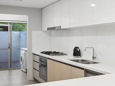 406C Canning Highway, Como