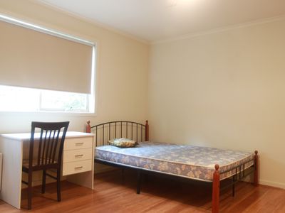 1 R4 / 108 Wellington road, Clayton