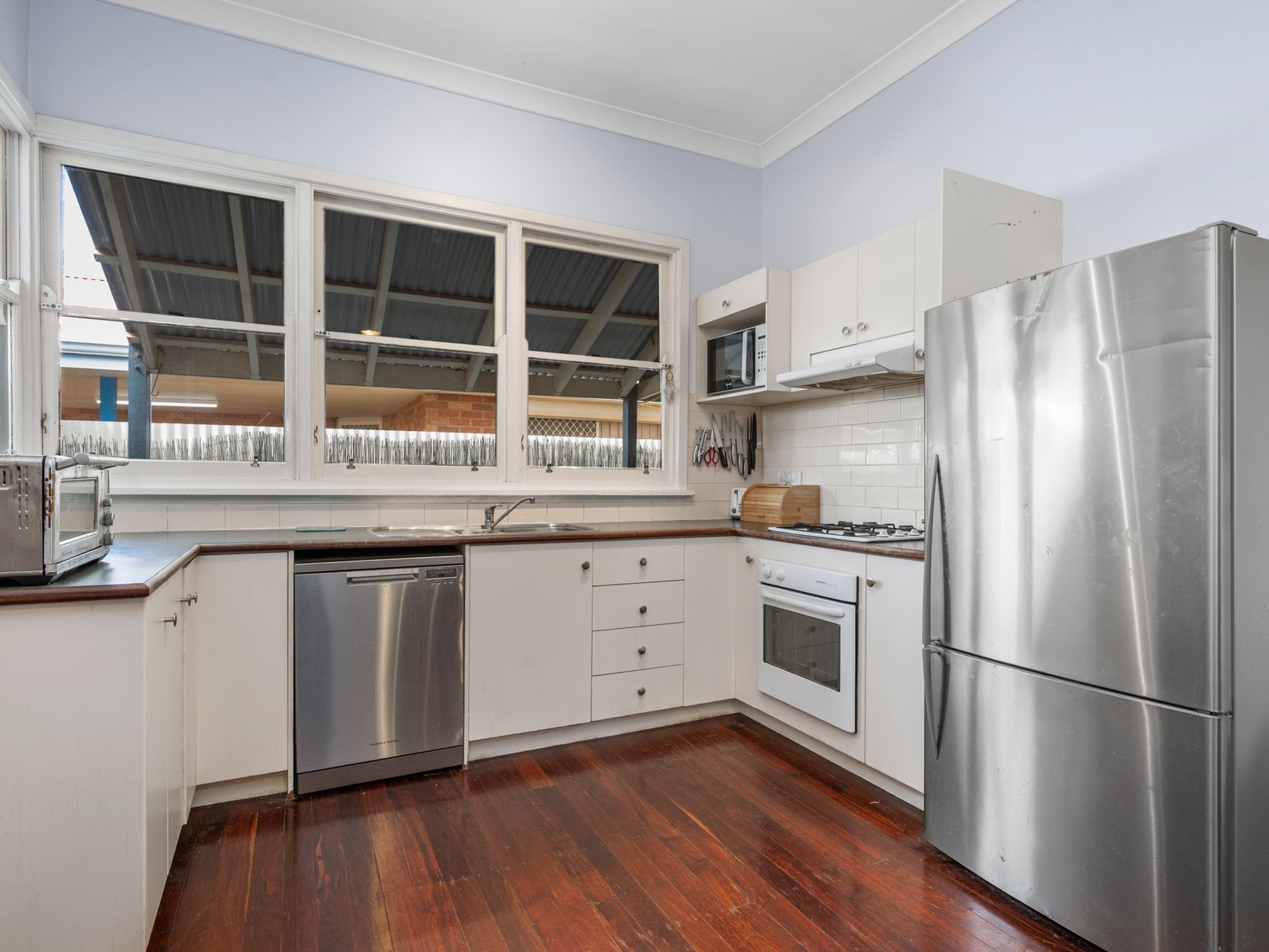 9 Butterfly Street, Piccadilly