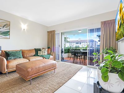 45 / 327-329 Lake Street, Cairns North