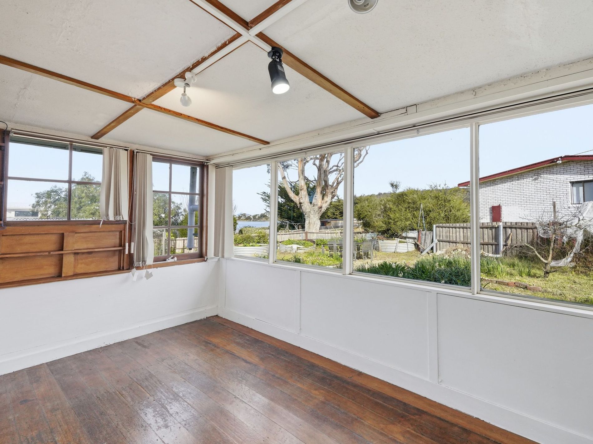 17 Erle Street, Carlton River