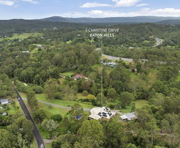 5 Christine Drive, Eatons Hill