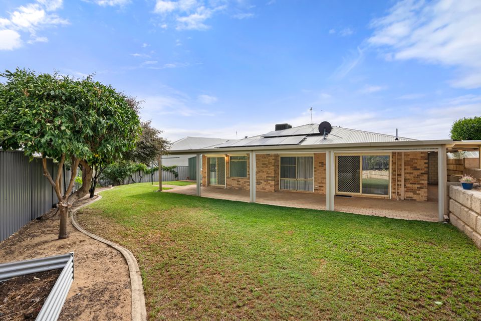 16 Brignell Gardens, Parmelia