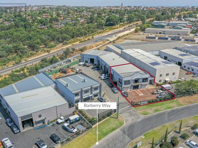 1 / 34 Barberry Way, Bibra Lake