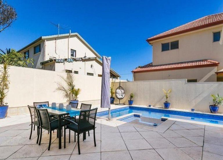 2 Myrtle Road, Seacliff