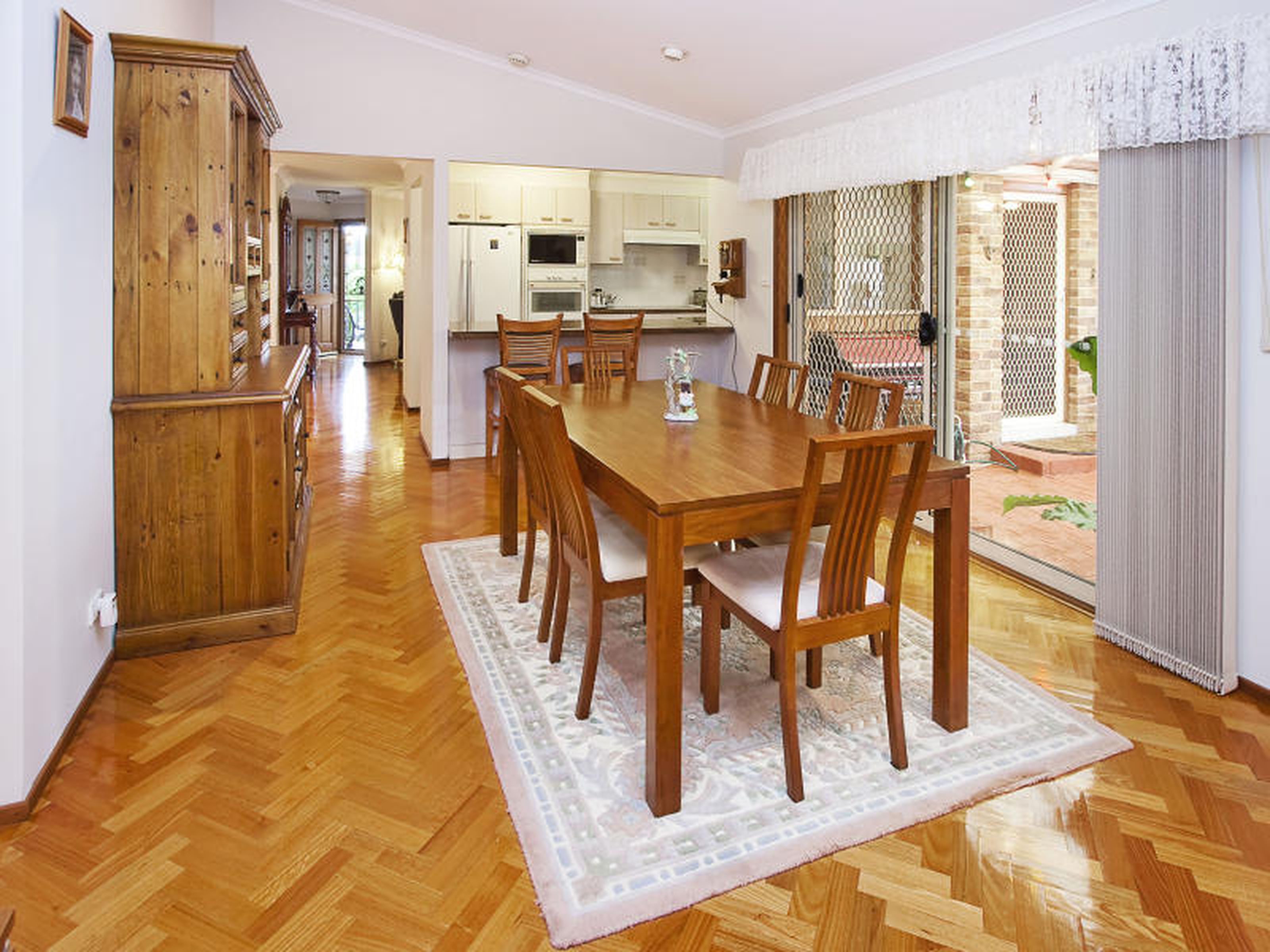 4 Kurpun Place, GLENMORE PARK