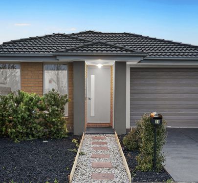 25 Orleana Way, Clyde North