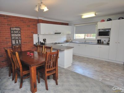 111 Murrayfield Drive, Dubbo