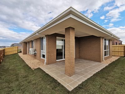 2 Broberg Street, Wyndham Vale