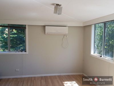 Room 1 / 27 Calvert Street, Nanango
