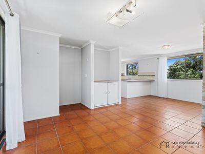 5 / 16 ROSEWOOD AVENUE, Broadbeach