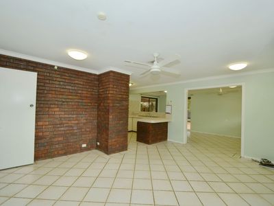 24 Agincourt Drive, Willetton
