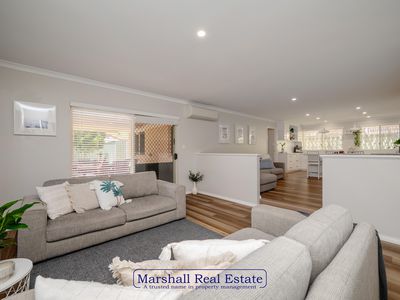 36 Mallina Circuit, Carramar