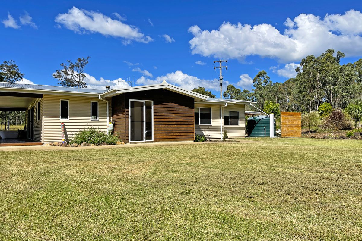 60 Koombala Close, Hillville