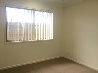 20 Clermont Street, Holmview