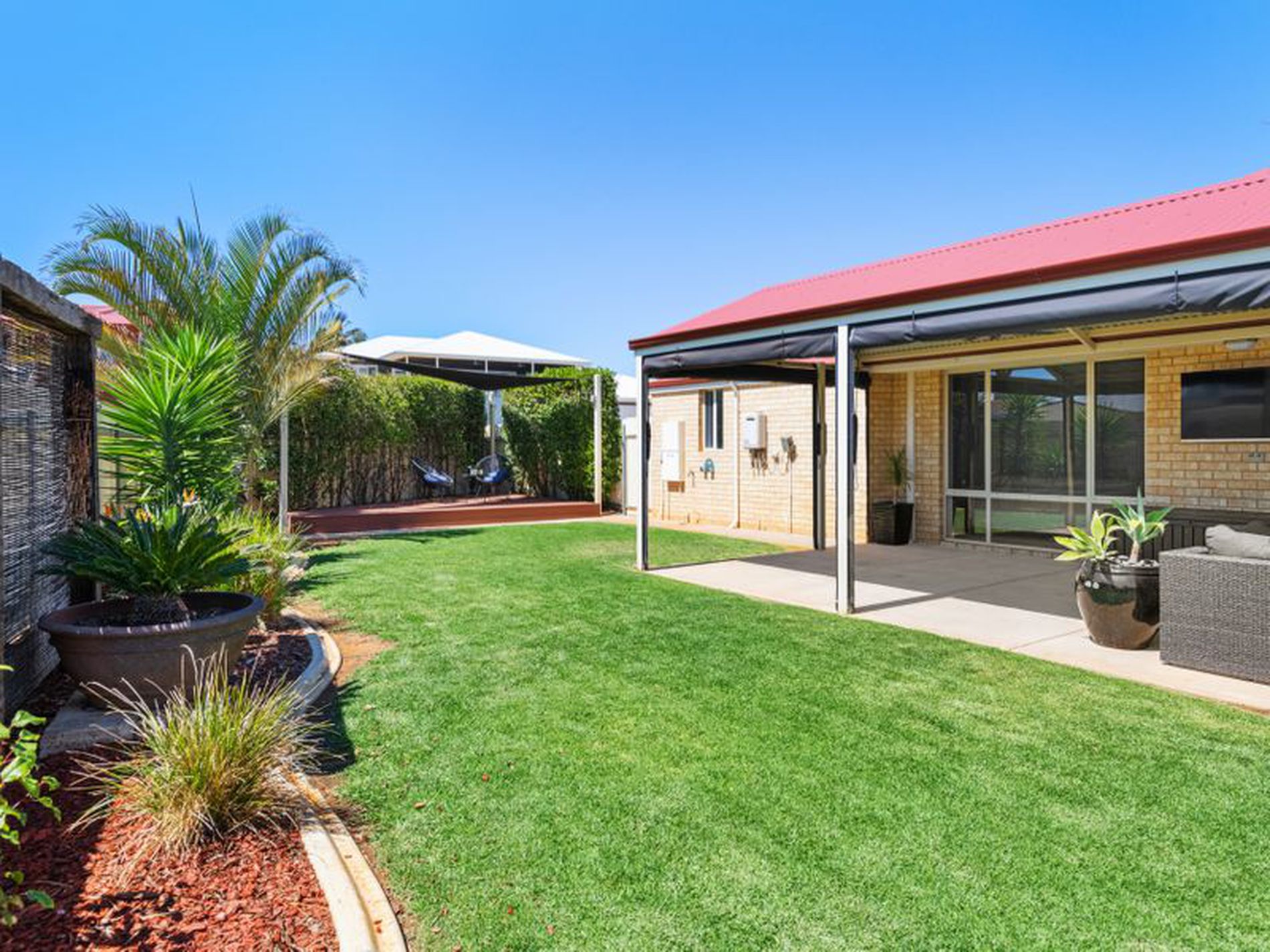 2 Purna Place, Hannans