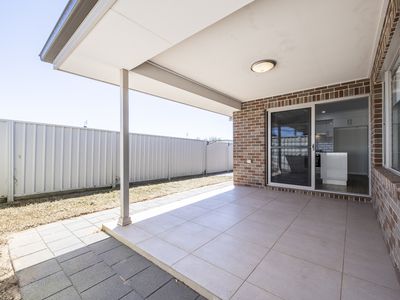 14 Ebor Way, Dubbo