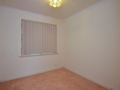 1B Paddington Drive, Hannans