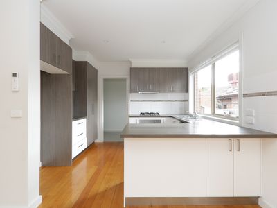 2 / 277 Warrigal Road, Burwood