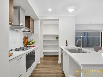 16 Lakefield Way, Wyndham Vale