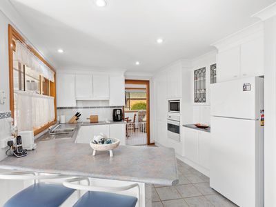 12 Colleena Place, Tuncurry