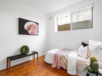 2 / 13 Burbank Avenue, Bedford Park