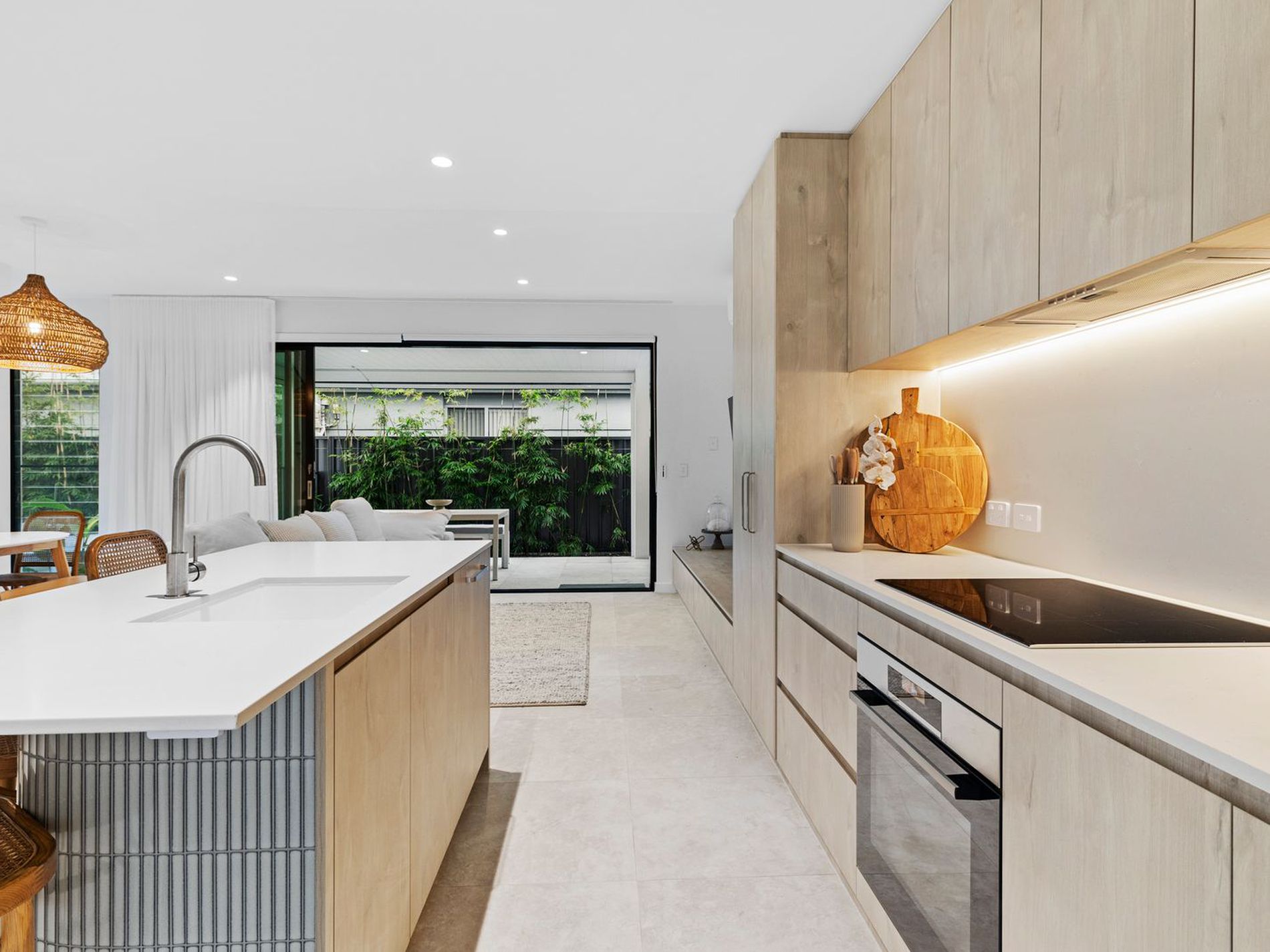 3 / 104 Booner Street, Hawks Nest