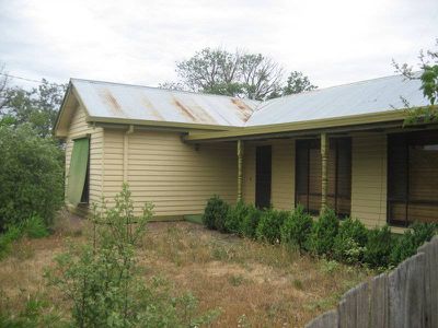 10 Banool Street, Horsham