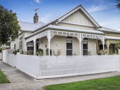 287 Douglas Parade, Newport