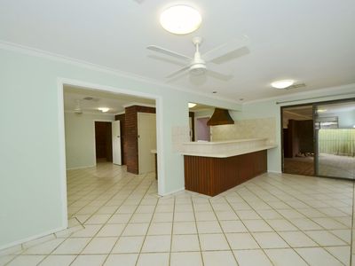 24 Agincourt Drive, Willetton