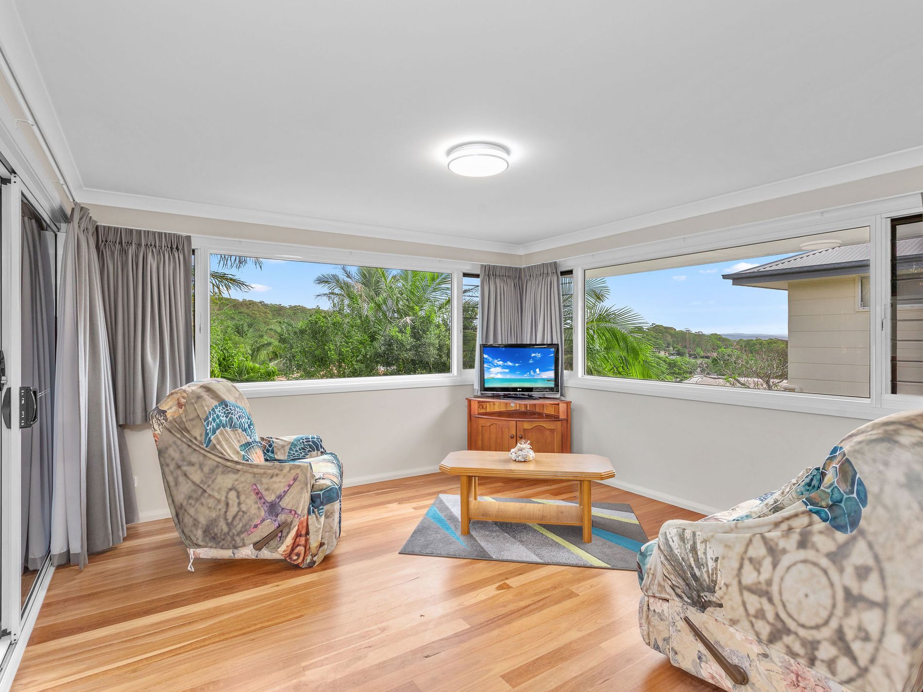 14 Churchill Road, Forster