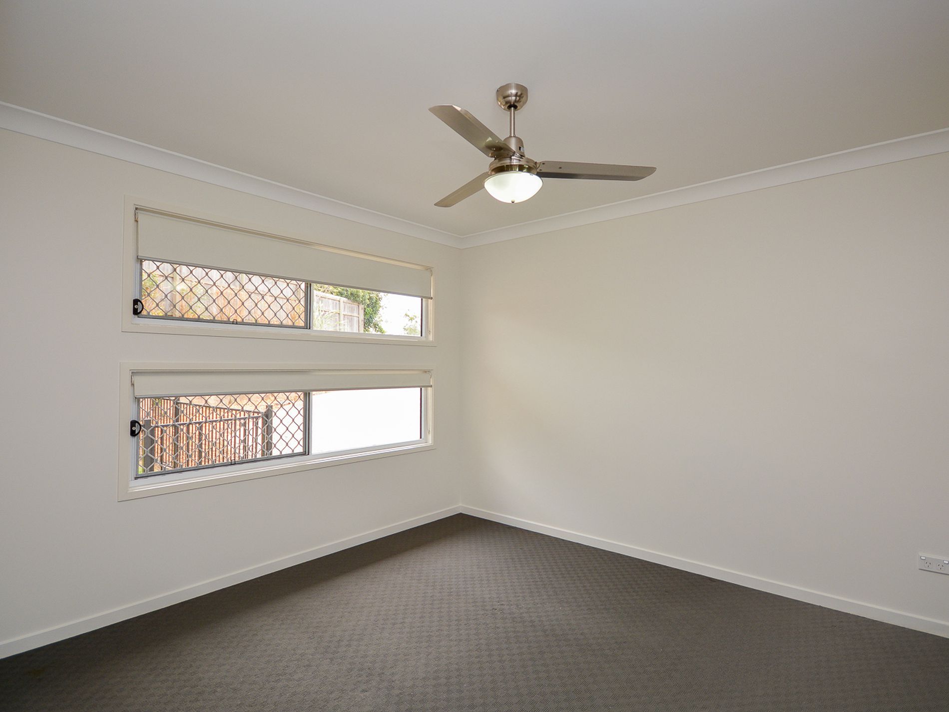 1 / 17 Faustina Close, Augustine Heights